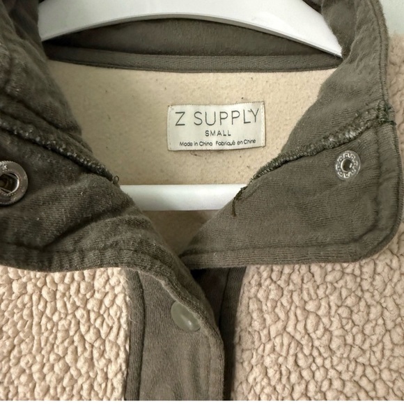 Z Supply Cannon Quilted Sherpa Jacket Dusty Olive Small Cozy Fleece Snap Front - Picture 2 of 8